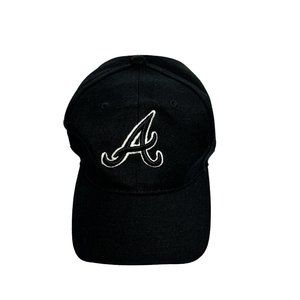 Atlanta Braves Black White Letter Baseball Cap Hat Fitted Size 7 (56cm)